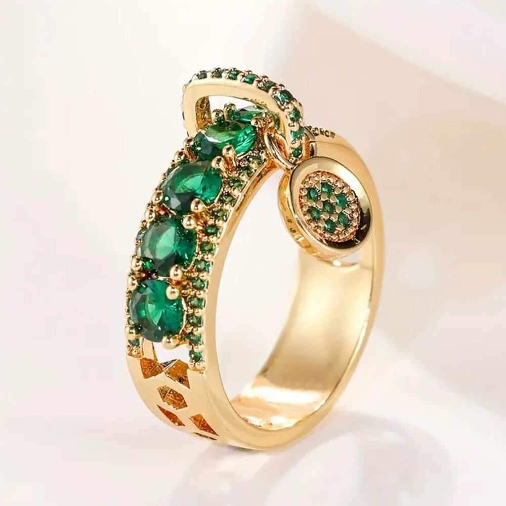 Gold Green Zirconia Band Ring Size 7 & 10 - Picture 2 of 3